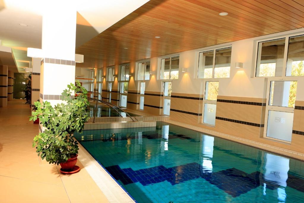 Ensana Bradet Hotel Sovata Kamer foto